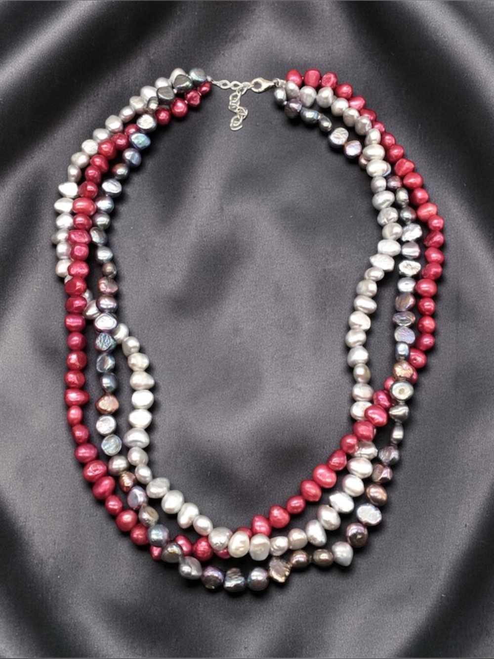 Elegant Multi-Strand Baroque Pearl Necklace - Red, White, Gray